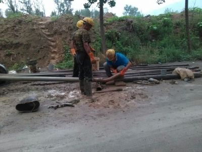 點擊查看詳細信息<br>標題：公路勘察工作現場 閱讀次數：12069